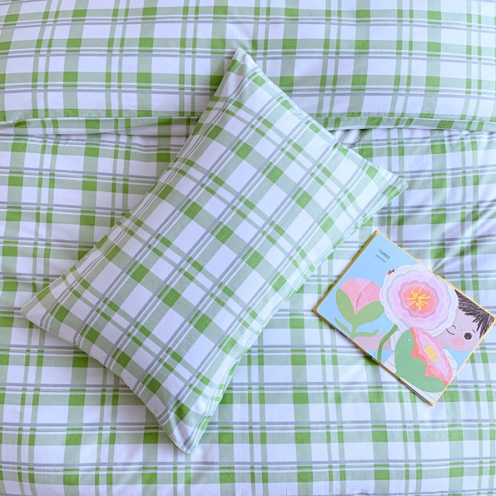 91家纺网 家纺一手货源 找家纺 星期八 2020新款全棉13070亲子四件套系列 绿格