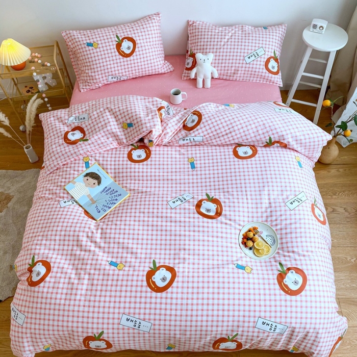 91家纺网 家纺一手货源 找家纺 星期八 2020新款全棉13070亲子四件套系列 苹果熊