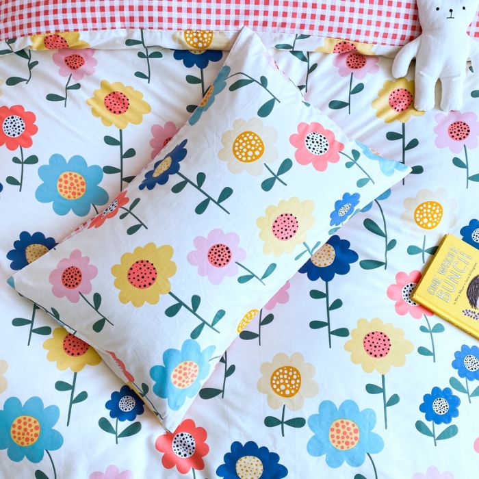 91家纺网 家纺一手货源 找家纺 星期八 2020新款全棉13070亲子四件套系列 太阳小花