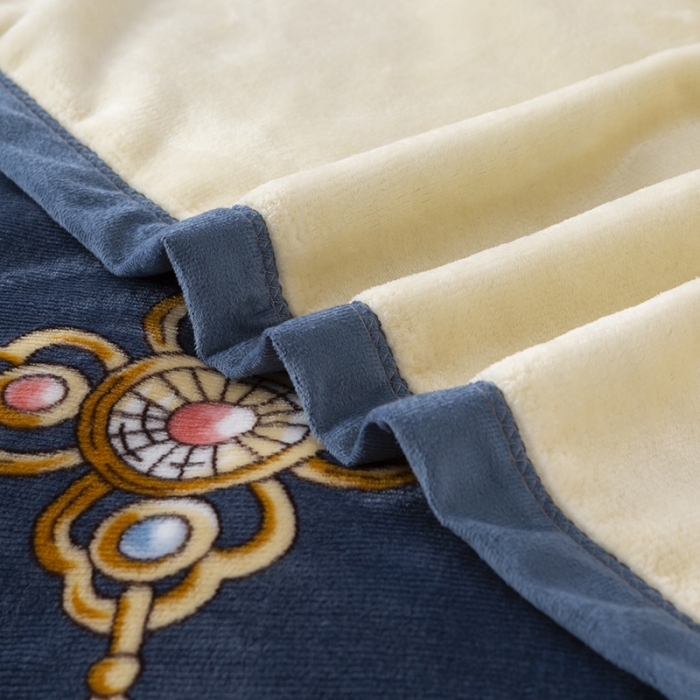 91家纺网 家纺一手货源 找家纺 卡奥轻奢复合毯子拉舍尔毛毯云毯法莱绒水晶绒毛毯 伊蓝堡