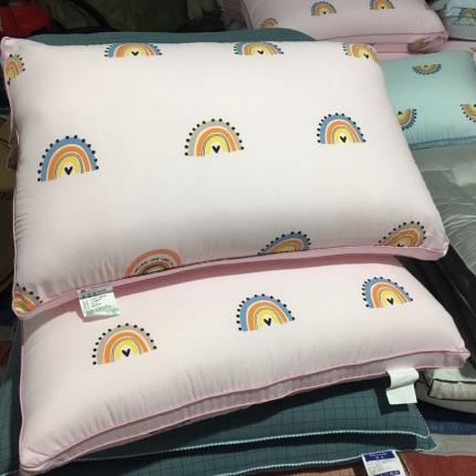 91家纺网 家纺一手货源 找家纺 （总）剑桥枕业 2020新款彩虹亲肤热熔枕芯立体成人单人枕头