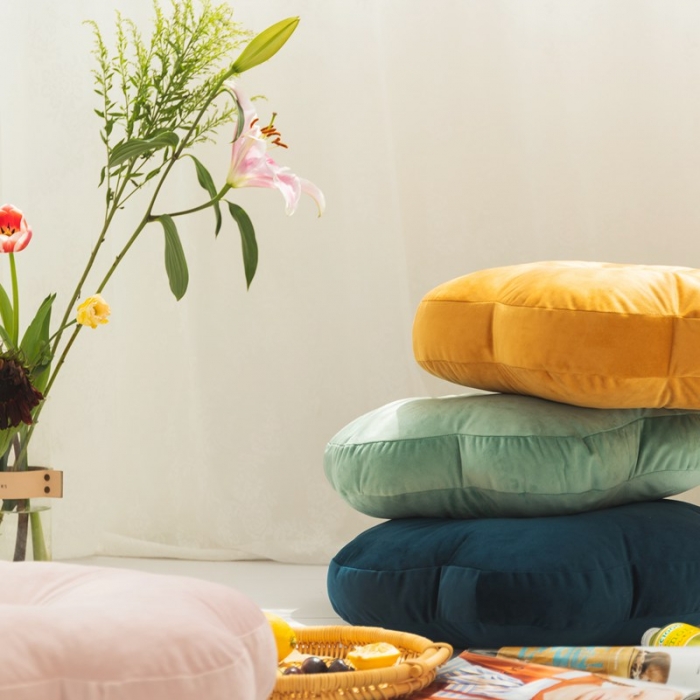 91家纺网 家纺一手货源 找家纺 （总）美茉新款小清新异型抱枕六边圆形靠垫加厚榻榻米圆形坐垫