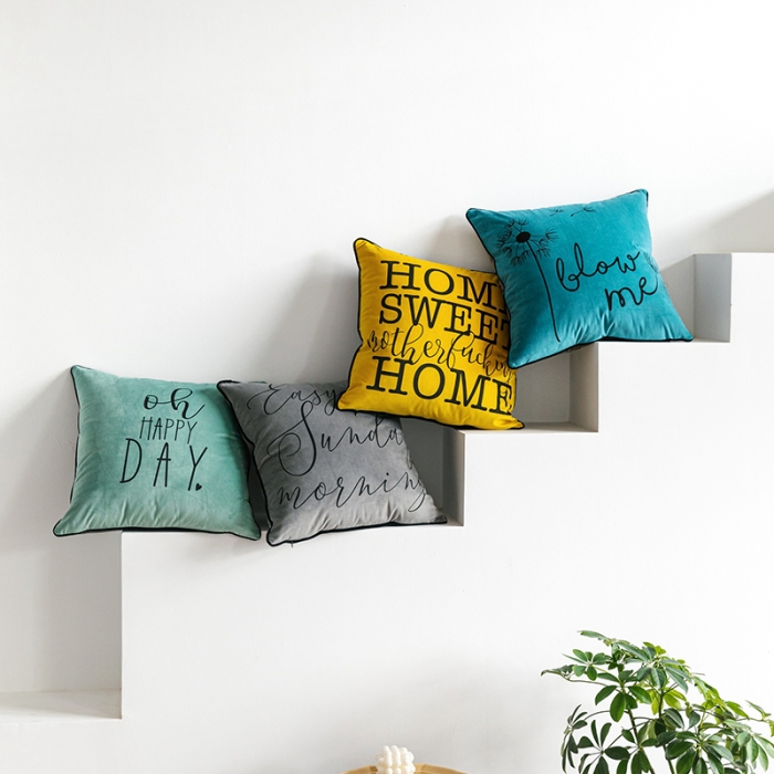 91家纺网 家纺一手货源 找家纺 （总）美茉家居绒布双面拼色抱枕英文字母印花滚绳靠垫