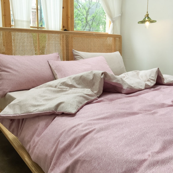 91家纺网 家纺一手货源 找家纺 雲归梦 2020新款北欧风纯色全棉四件套 纱幔-红