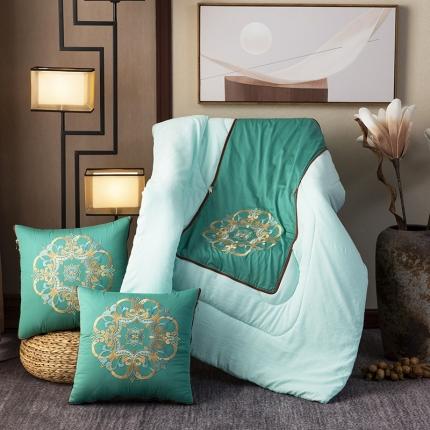 91家纺网 家纺一手货源 找家纺 （总）宝马家纺 2022新中式60贡缎绣花抱枕被 靠垫被