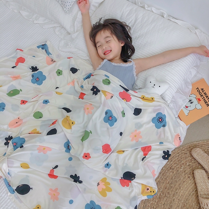 91家纺网 家纺一手货源 找家纺 星期八 2020新款ins卡通针织凉感毯 动物花花