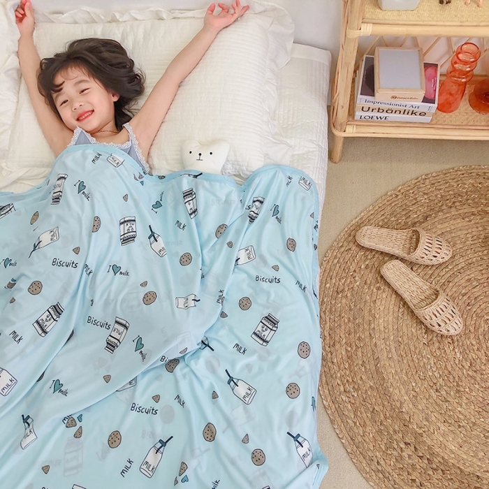 91家纺网 家纺一手货源 找家纺 星期八 2020新款ins卡通针织凉感毯 蓝饼干