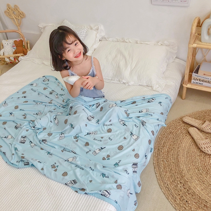 91家纺网 家纺一手货源 找家纺 星期八 2020新款ins卡通针织凉感毯 蓝饼干