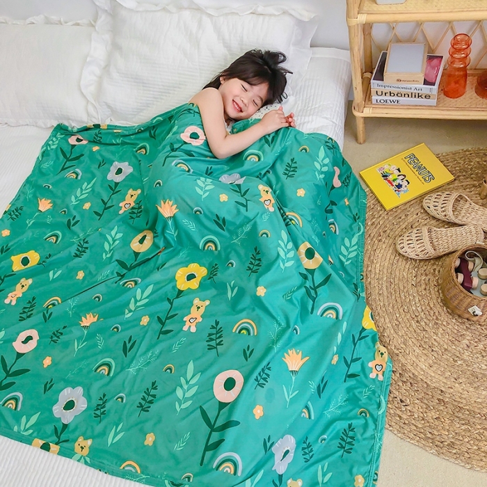 91家纺网 家纺一手货源 找家纺 星期八 2020新款ins卡通针织凉感毯 绿荫