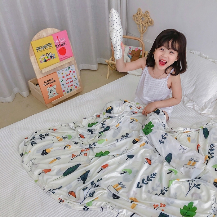 91家纺网 家纺一手货源 找家纺 星期八 2020新款ins卡通针织凉感毯 森林