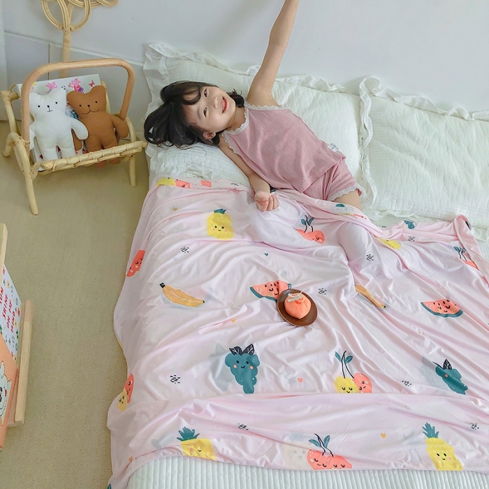 91家纺网 家纺一手货源 找家纺 星期八 2020新款ins卡通针织凉感毯 水果