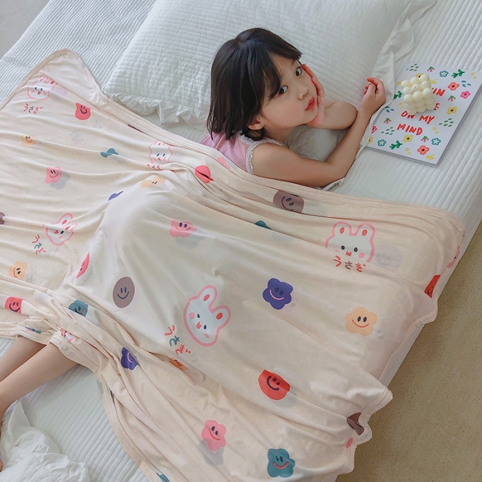 91家纺网 家纺一手货源 找家纺 星期八 2020新款ins卡通针织凉感毯 笑脸