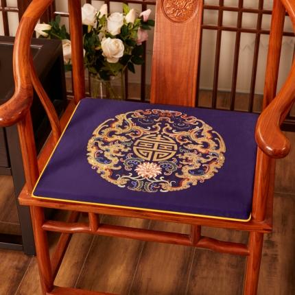 91家纺网 家纺一手货源 找家纺 北辰 2020新款绒布印花新中式坐垫红木沙发垫 绒布-吉祥藏蓝