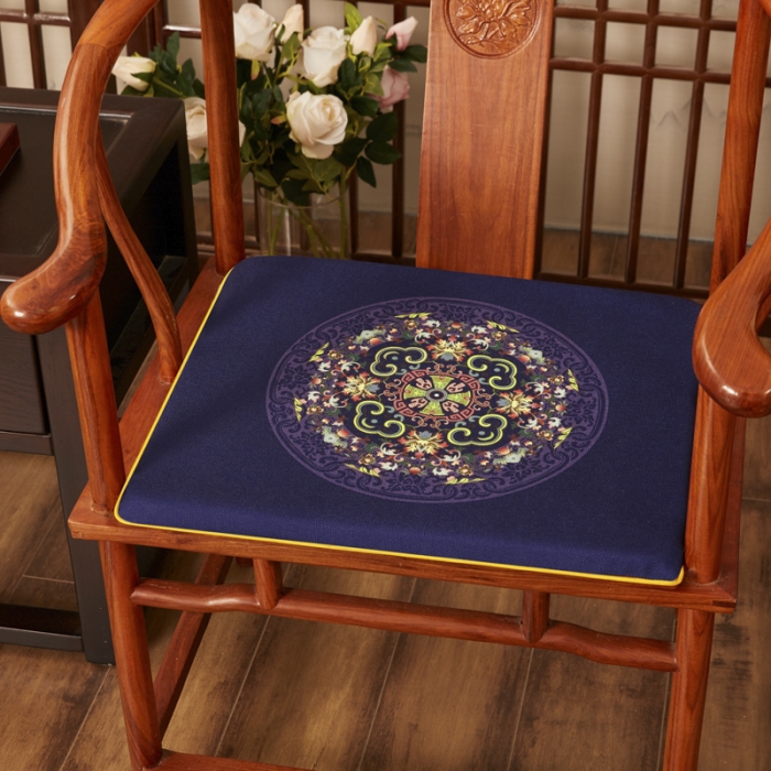 91家纺网 家纺一手货源 找家纺 北辰 2020新款麻布印花新中式坐垫红木沙发垫 花团锦簇-藏蓝