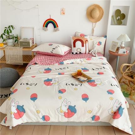 91家纺网 家纺一手货源 找家纺 眠屿 2020新款全棉夏被四件套 草莓兔