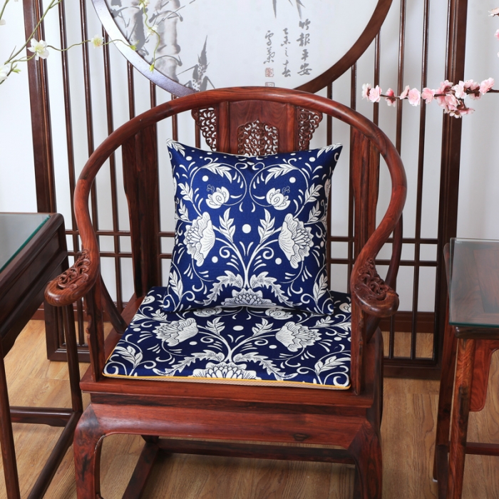 91家纺网 家纺一手货源 找家纺 北辰 2020新款麻布印花新中式抱枕 中式-团花