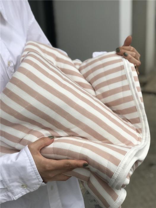 91家纺网 家纺一手货源 找家纺 全棉针织棉夏被 无印风 全棉面料