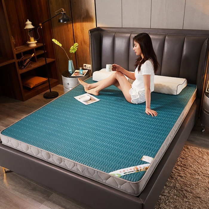 91家纺网 家纺一手货源 找家纺 欣罗兰垫业 2022新款床垫 墨绿