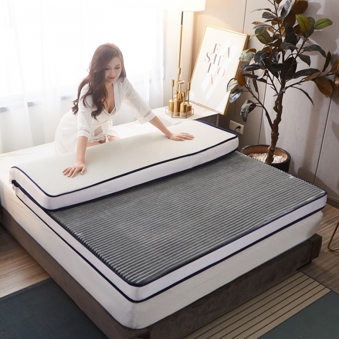 91家纺网 家纺一手货源 找家纺 欣罗兰垫业 2022新款床垫 魔法绒灰色