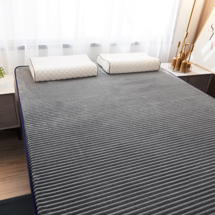 91家纺网 家纺一手货源 找家纺 欣罗兰垫业 2022新款床垫 魔法绒灰色