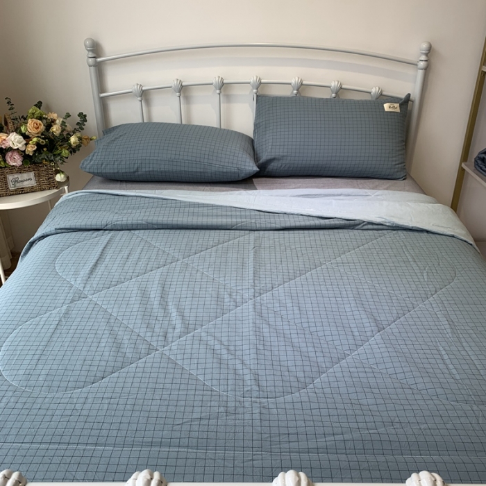 91家纺网 家纺一手货源 找家纺 久典家居 2020新款色织水洗棉夏被 蓝格