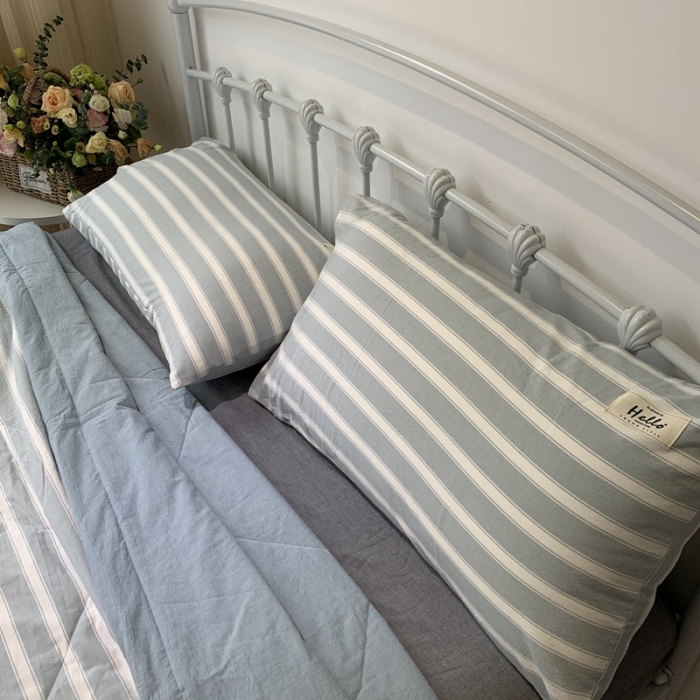 91家纺网 家纺一手货源 找家纺 久典家居 2020新款色织水洗棉夏被 蓝条