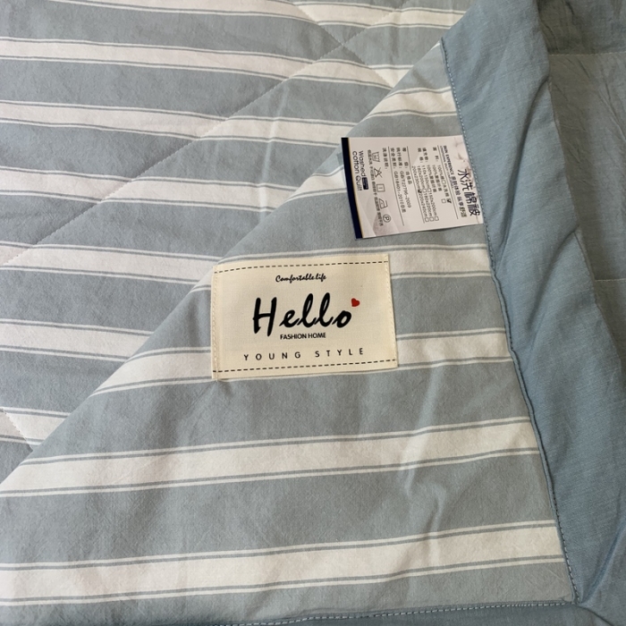 91家纺网 家纺一手货源 找家纺 久典家居 2020新款色织水洗棉夏被 蓝条