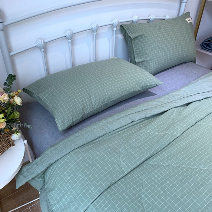 91家纺网 家纺一手货源 找家纺 久典家居 2020新款色织水洗棉夏被 绿格