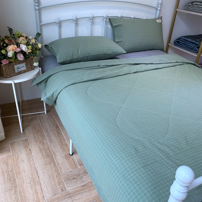 91家纺网 家纺一手货源 找家纺 久典家居 2020新款色织水洗棉夏被 绿格