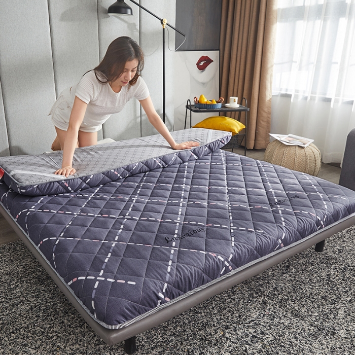 91家纺网 家纺一手货源 找家纺 欣罗兰 2022新款纯色单边磨毛床垫 简爱