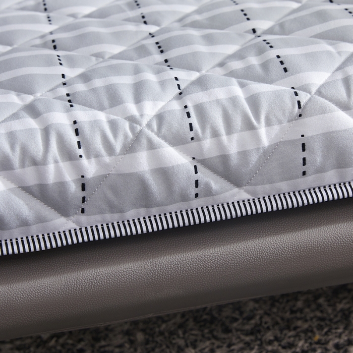 91家纺网 家纺一手货源 找家纺 欣罗兰 2022新款纯色单边磨毛床垫 简廷