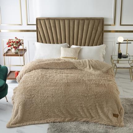 91家纺网 家纺一手货源 找家纺 （总）卡奥 2025新款欧式纯色长毛羊羔绒毛毯沙发毯子加厚盖毯空调毯