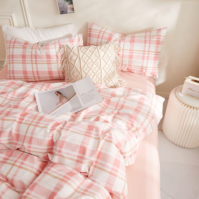 91家纺网 家纺一手货源 找家纺 一米阳光 2020新款格子系列单被套草莓粉