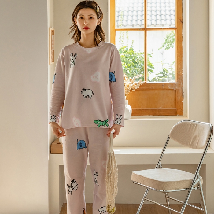 91家纺网 家纺一手货源 找家纺 风向标家纺 2020新款针织印花家居服 萌宠-套装