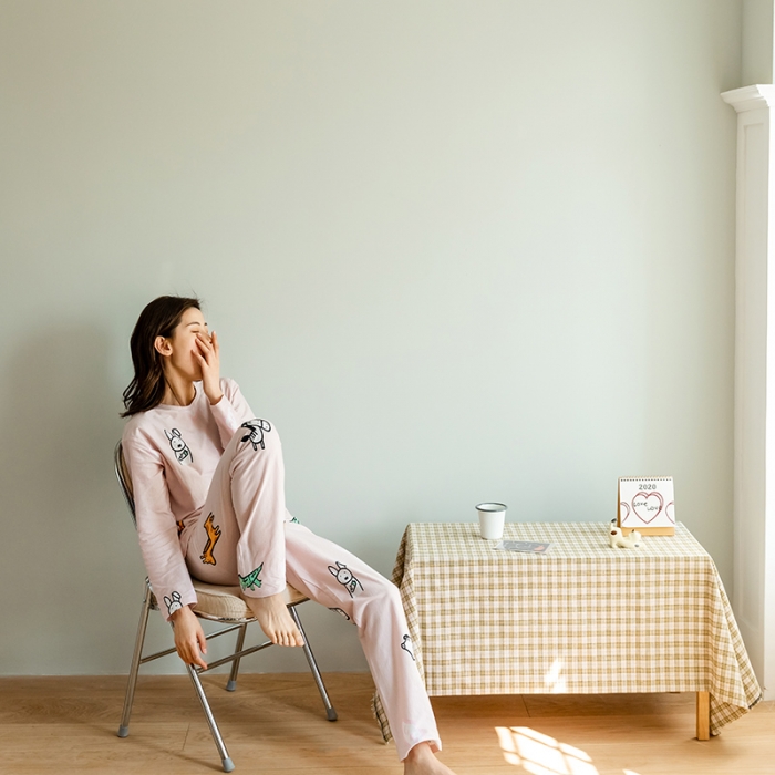 91家纺网 家纺一手货源 找家纺 风向标家纺 2020新款针织印花家居服 萌宠-套装