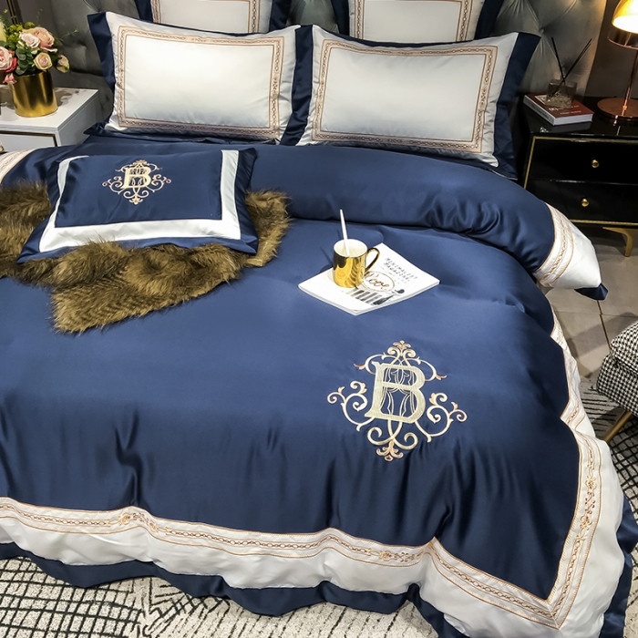 91家纺网 家纺一手货源 找家纺 安妮家居 2020新款TB大牌风贡缎全棉四件套影棚图 藏蓝