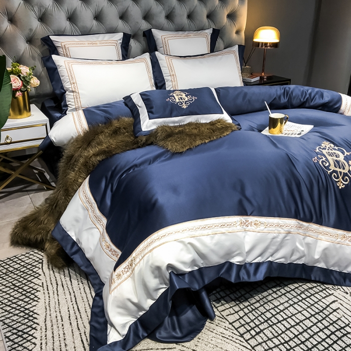 91家纺网 家纺一手货源 找家纺 安妮家居 2020新款TB大牌风贡缎全棉四件套影棚图 藏蓝