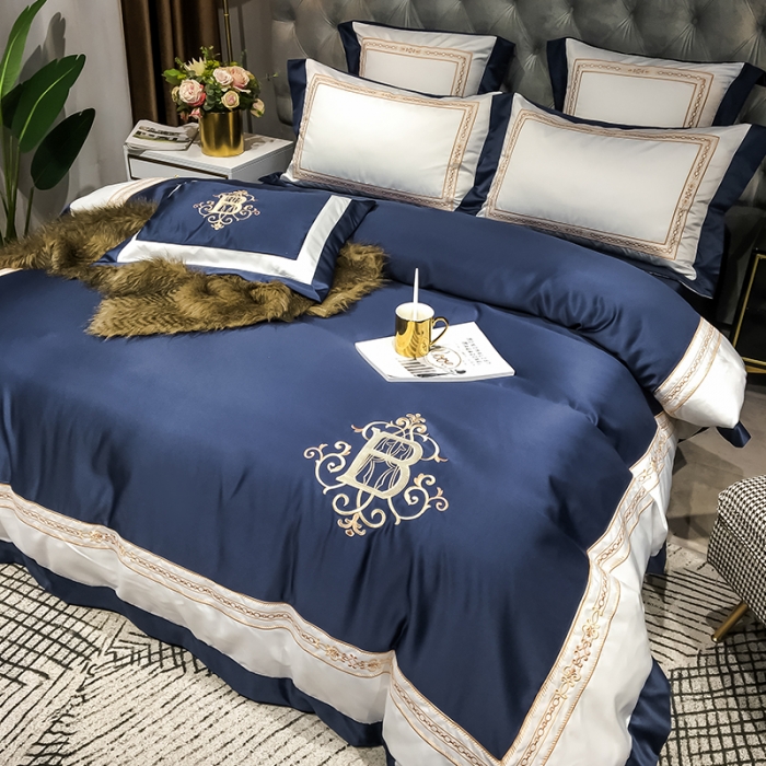 91家纺网 家纺一手货源 找家纺 安妮家居 2020新款TB大牌风贡缎全棉四件套影棚图 藏蓝