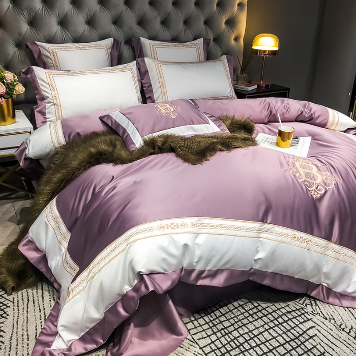 91家纺网 家纺一手货源 找家纺 安妮家居 2020新款TB大牌风贡缎全棉四件套影棚图 豆沙紫