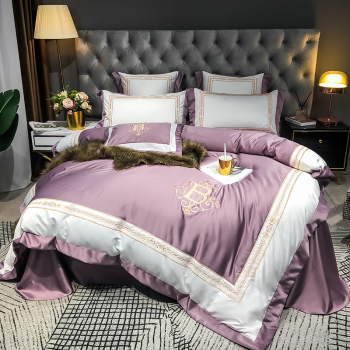 91家纺网 家纺一手货源 找家纺 安妮家居 2020新款TB大牌风贡缎全棉四件套影棚图 豆沙紫