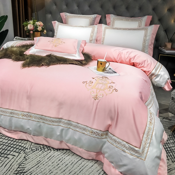 91家纺网 家纺一手货源 找家纺 安妮家居 2020新款TB大牌风贡缎全棉四件套影棚图 玉粉