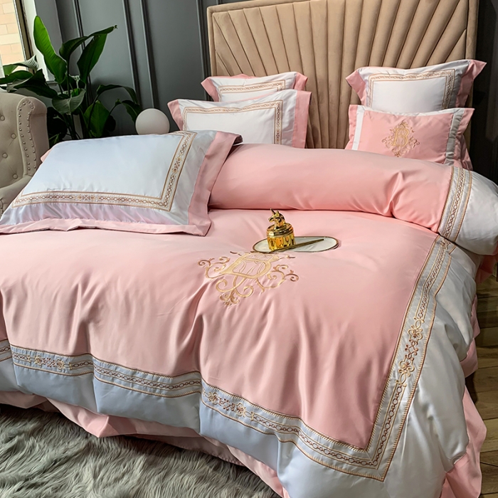 91家纺网 家纺一手货源 找家纺 安妮家居 2020新款TB大牌风贡缎全棉四件套实拍图 玉粉