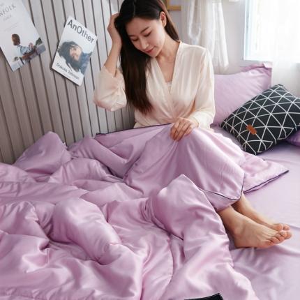 91家纺网 家纺一手货源 找家纺 梦镜家纺 2025新款水洗真丝可机洗冰丝夏被夏凉被子被芯雪青