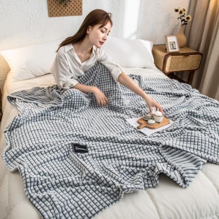 91家纺网 家纺一手货源 找家纺 佰亿莱 2024新款牛奶绒毯 藏青