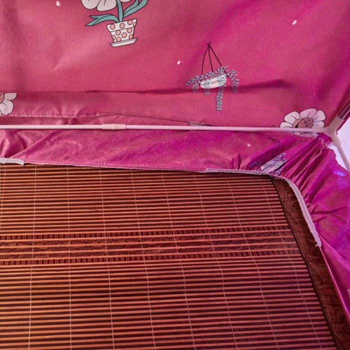 91家纺网 家纺一手货源 找家纺 艾晶美家纺 2020新款学生上下铺布帘蚊帐 太阳花