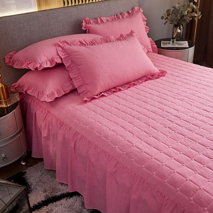 91家纺网 家纺一手货源 找家纺 十个点家纺2020新款夹棉单件床裙 红青年