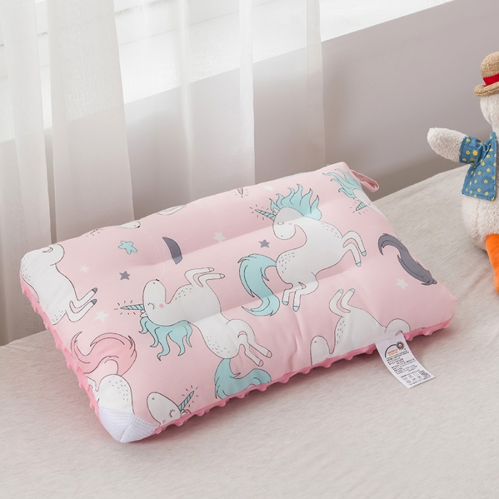 91家纺网 家纺一手货源 找家纺 十九色 2022新款豆豆绒可水洗定型枕儿童枕芯 独角兽30*50CM