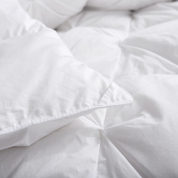 91家纺网 家纺一手货源 找家纺 俏企鹅 2025新款羽绒被 白色