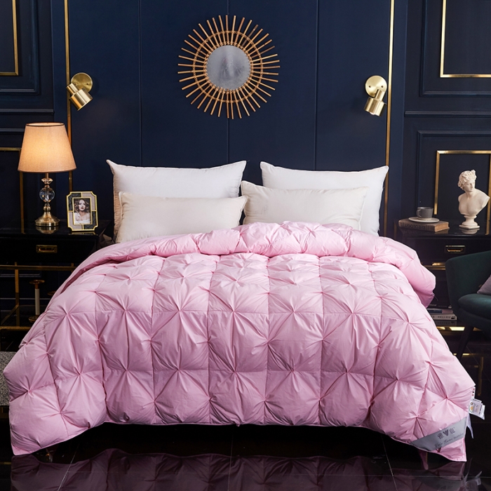 91家纺网 家纺一手货源 找家纺 俏企鹅 2025新款羽绒被 粉色