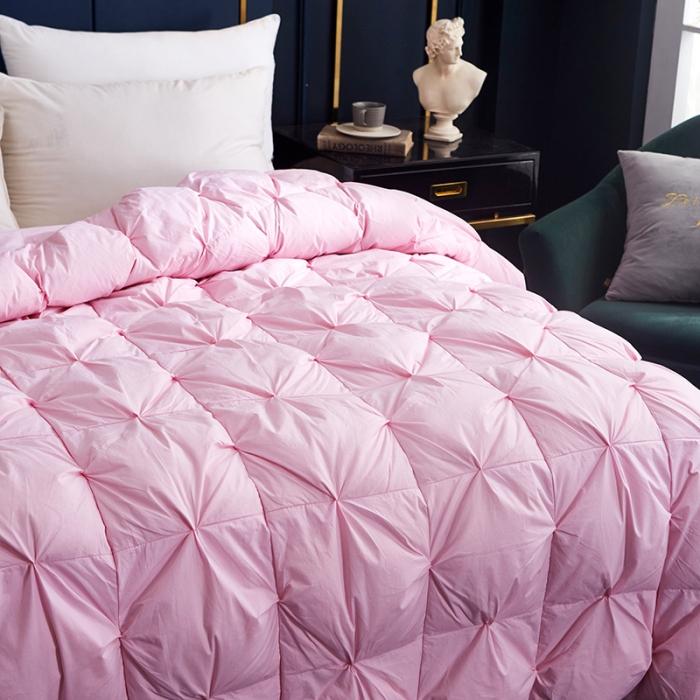 91家纺网 家纺一手货源 找家纺 俏企鹅 2025新款羽绒被 粉色